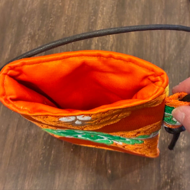 Japanese Obi Phone Bag, Japanese Silk Crossbody, Obi Smartphone Shoulder Bag, One of a Kind Gift, Lightweight Travel Bag【SS-01】