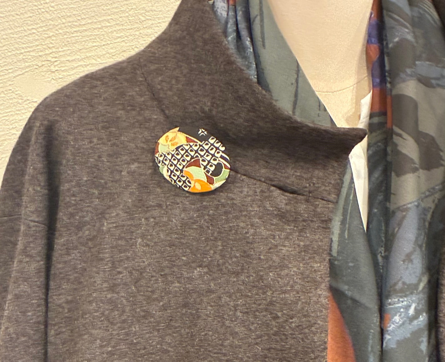 Japanese Kimono Silk Brooch / Japanese Vintage Obi Pin / Floral Statement Brooch / Unique Handmade Gift / Wearable Art【VKB-01】