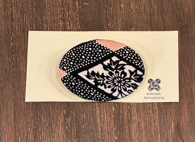 Spilla in seta di kimono giapponese / Spilla vintage giapponese per obi / Spilla floreale di tendenza / Regalo unico fatto a mano / Arte indossabile【VKB-07】