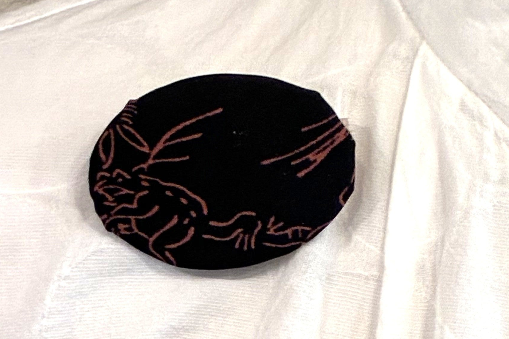 Spilla in seta di Kimono Giapponese / Spilla per Obi Giapponese Vintage / Spilla floreale di carattere / Regalo unico fatto a mano / Arte da indossare 【VKB-20】