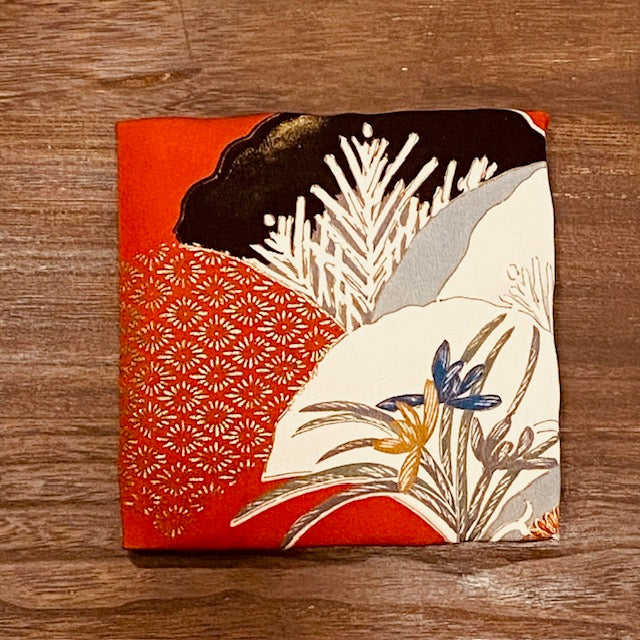 御所時文様【正絹着物ファブリックパネル2枚セット】KP2-02