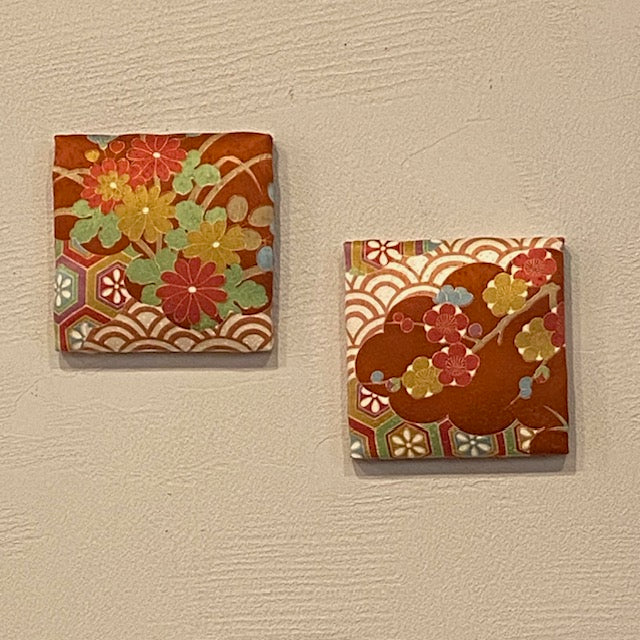 梅と菊【正絹着物ファブリックパネル2枚セット】KP2-05