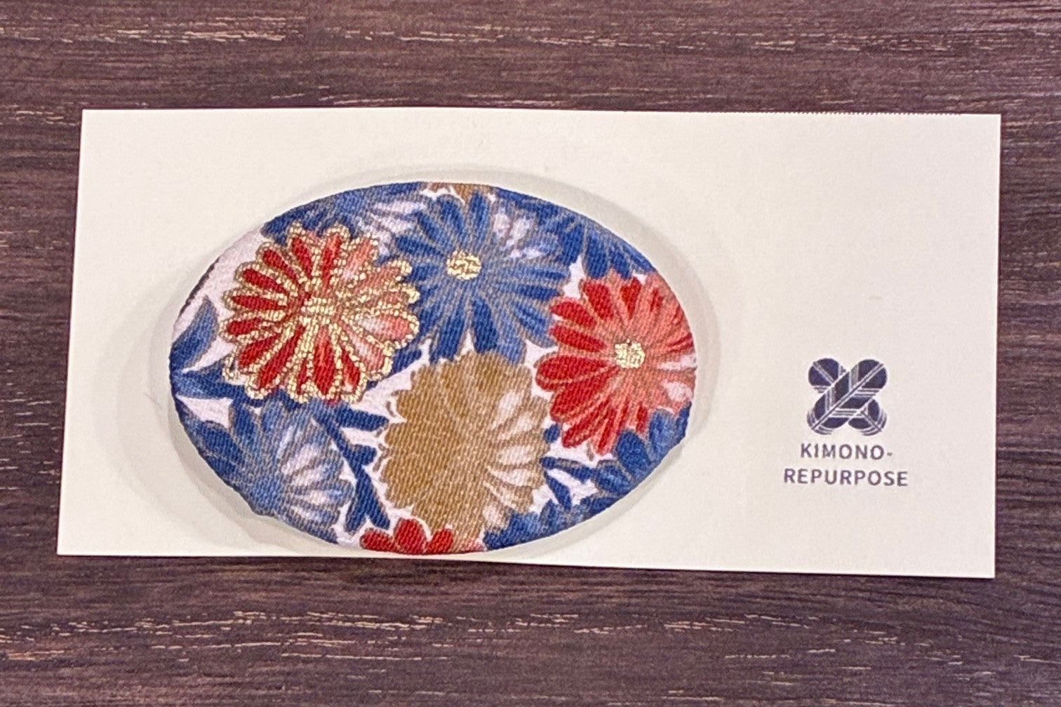 Spilla in Seta Kimono Giapponese / Spilla Vintage Obi Giapponese / Spilla Floreale Originale / Regalo Artigianale Unico / Arte da Indossare【VKB-11】