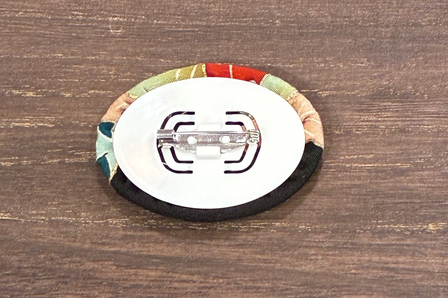Spilla in seta di Kimono Giapponese / Spilla per Obi Vintage Giapponese / Spilla floreale di carattere / Regalo artigianale unico / Arte da indossare【VKB-15】