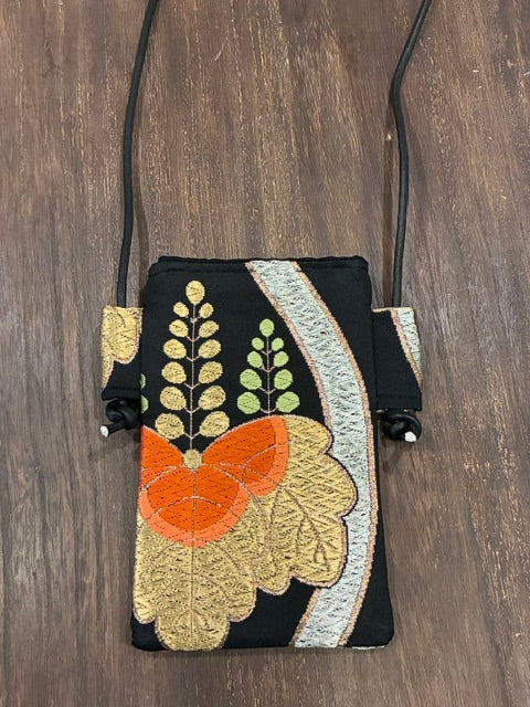Japanese Obi Phone Bag, Japanese Silk Crossbody, Obi Smartphone Shoulder Bag, One of a Kind Gift, Lightweight Travel Bag【SS-08】